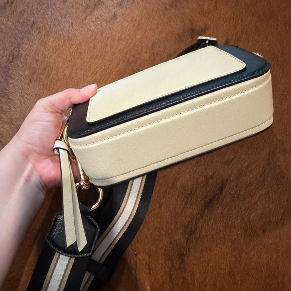 Marc Jacobs Snapshot crossbody bag - Picture 4 of 6